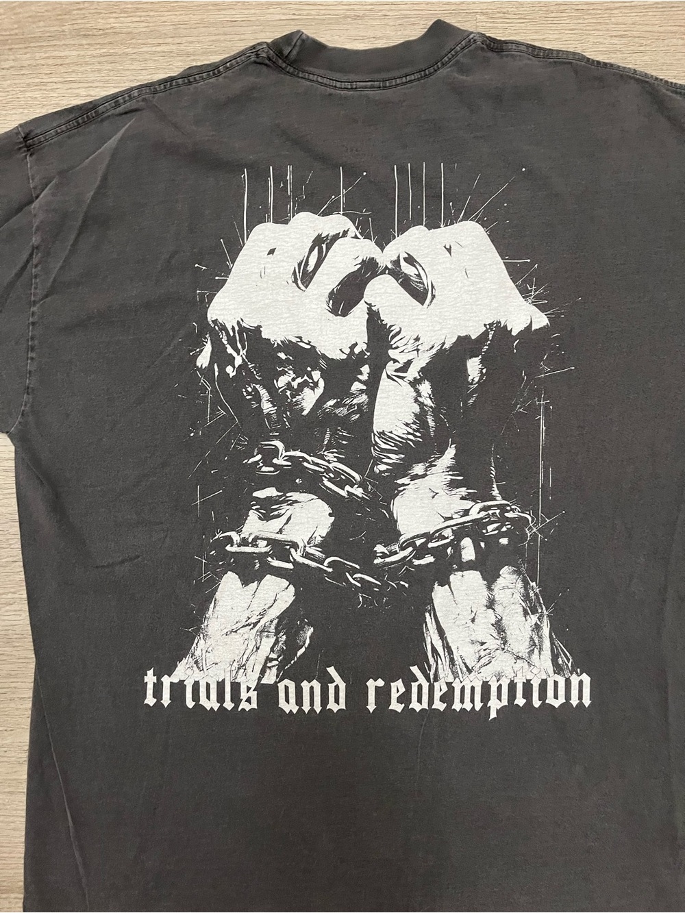 Nemesis X Men’s Chains Trials And Redemption Graphic Gray T-Shirt Size XL